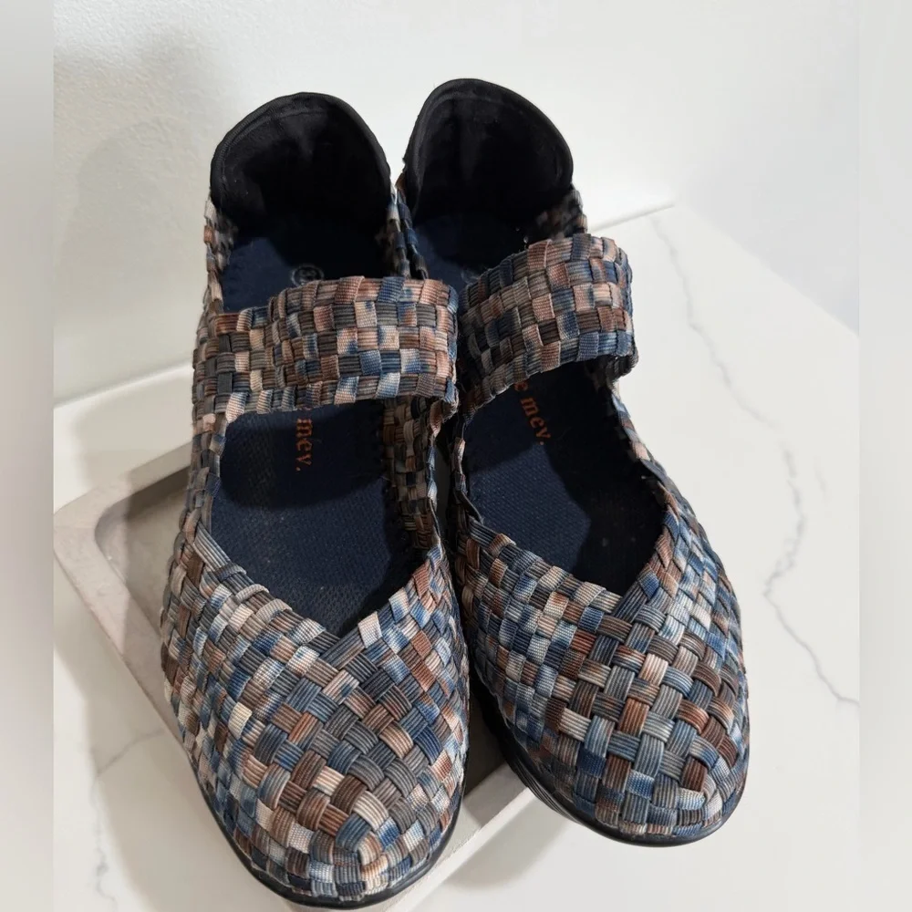 Bernie Mev. Size 37 Woven Flats - Blue and Brown